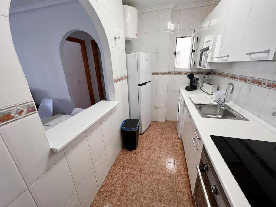 Nice And Central Apartment Torrevieja Eksteriør bilde
