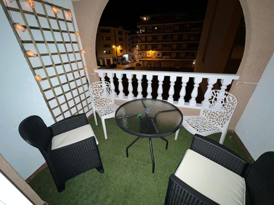 Nice And Central Apartment Torrevieja Eksteriør bilde
